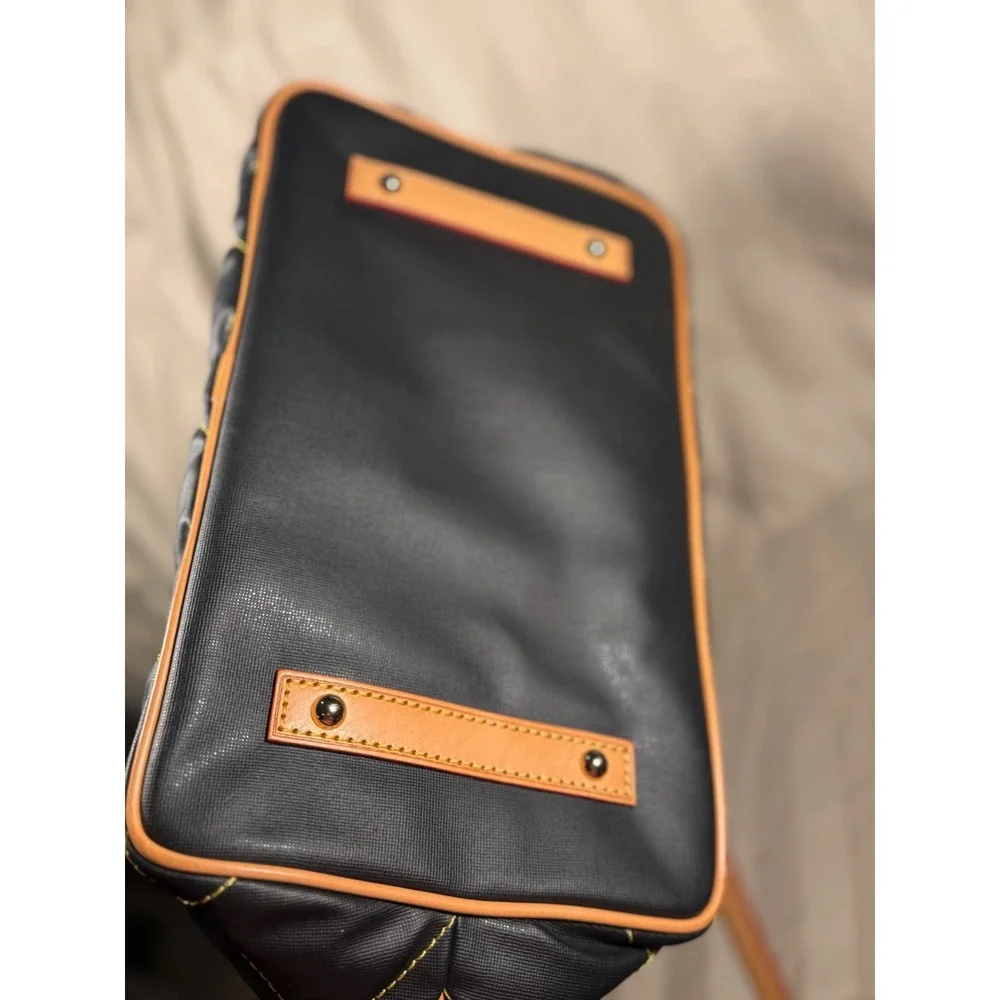 Dooney & Bourke dooney bourke